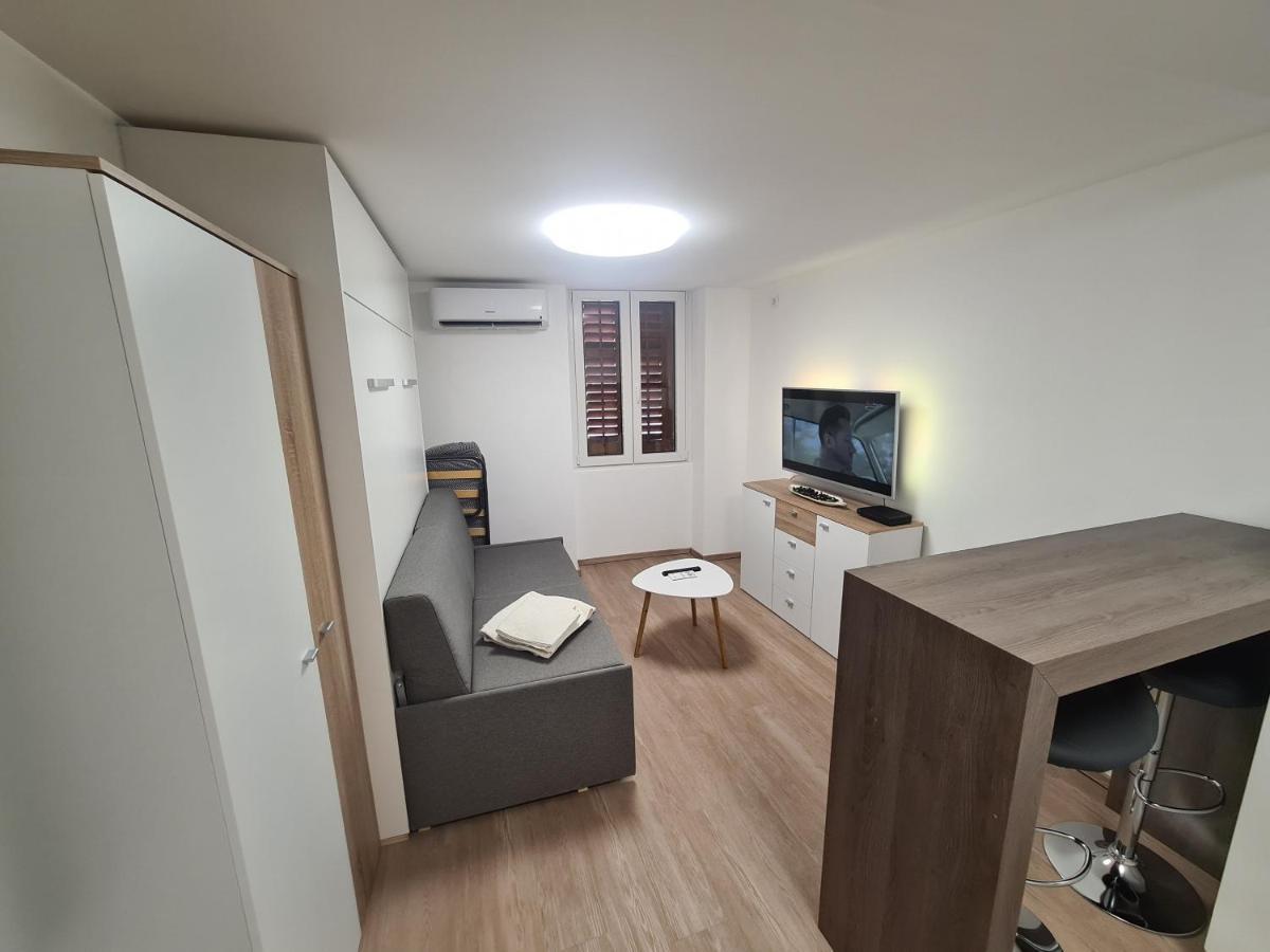 Apartma Sasko Leilighet Izola Eksteriør bilde
